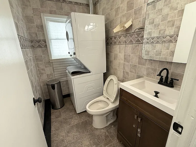 7331 Drexel St — Photo 19