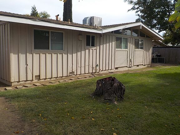 rear of house and rear yard