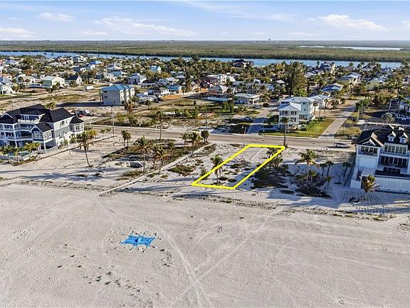 3rd image of 3730 Estero BLVD