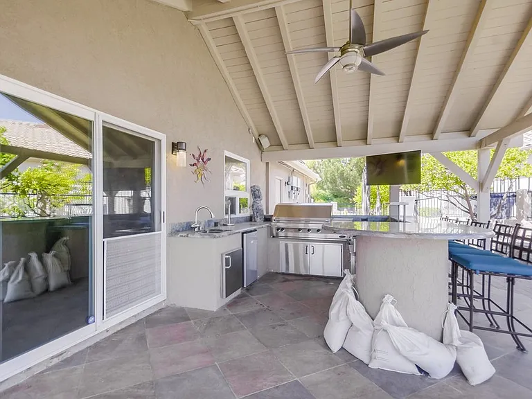 2703 Lobelia Rd — Photo 48
