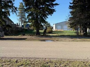 519 4th Ave, Elnora, AB T0M0V0