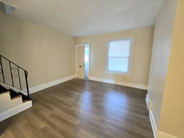 106 S 55th St, Philadelphia, PA 19139