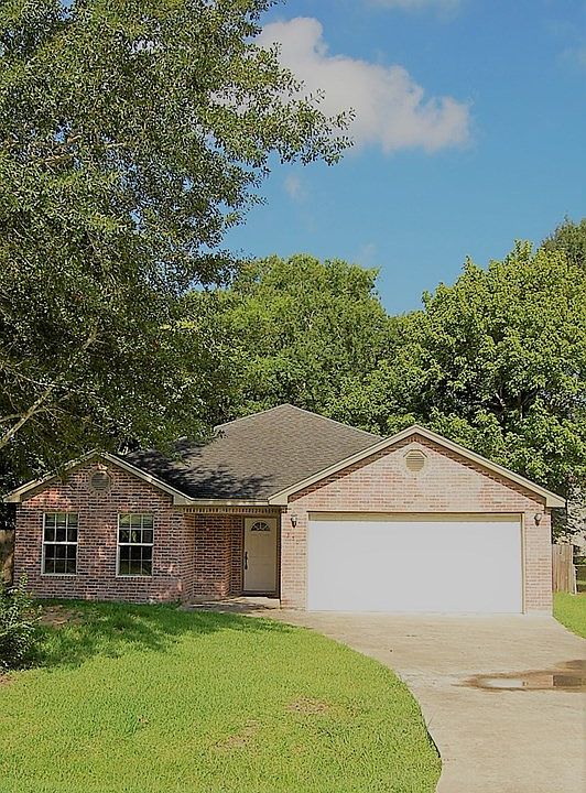 2nd image of 350 Bradford Dr