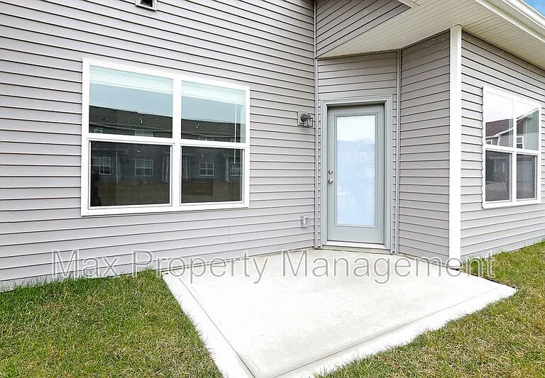 211 NE Whitetail Ln — Photo 25