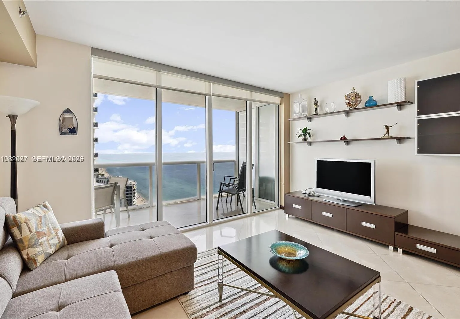 Beach Club Two Condo — Photo 1