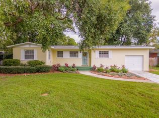 3813 Via De La Reina, Jacksonville, FL 32217