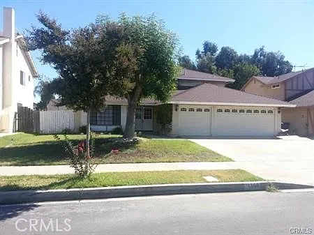 1360 N Hacienda Dr Photo 1