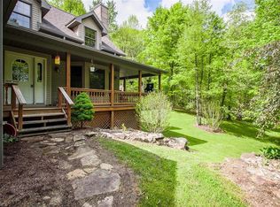 8602 Eberhart Rd NE, Dover, OH 44622