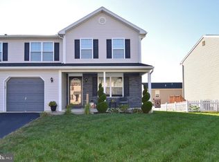 2806 Mannerchor Rd, Temple, PA 19560