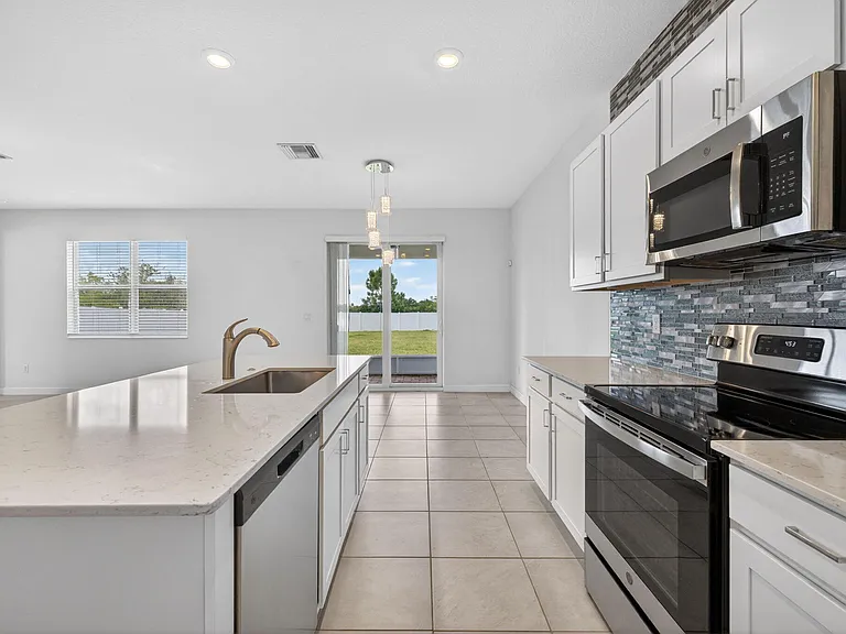 13275 NW Copper Creek Dr — Photo 11