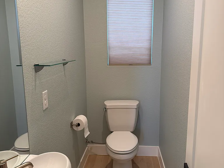 1579 Grove St #3 — Photo 8