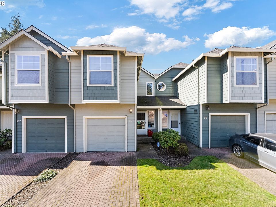 1st image of 83 SE 176th Pl