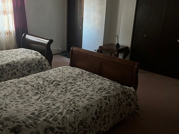 3rd image of 7100 99th St APT 204