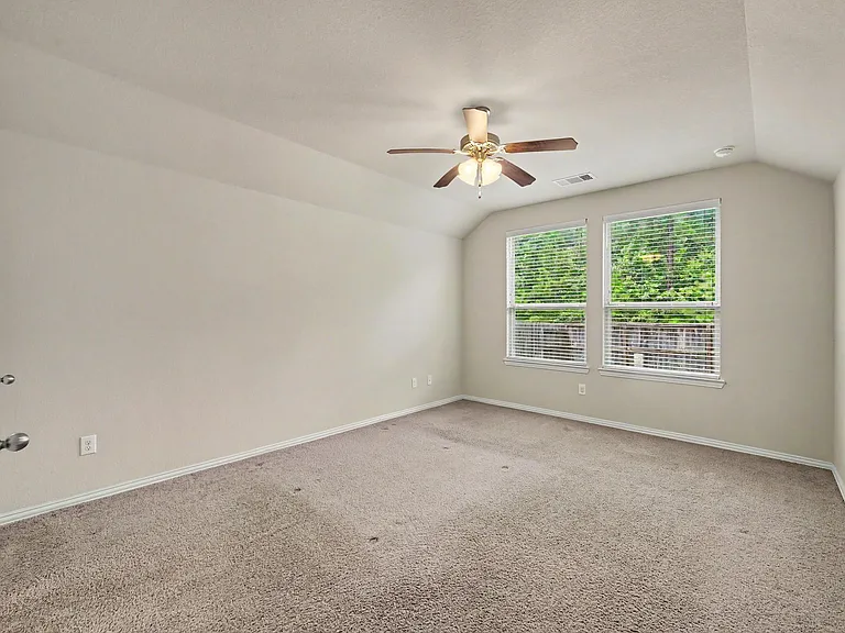 185 Emory Birch Dr — Photo 6