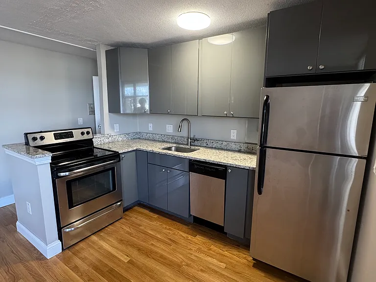 125 Trapelo Rd #34 — Photo 2