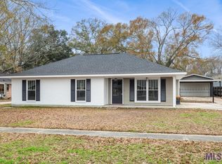941 Maywood Dr, Denham Springs, LA 70726