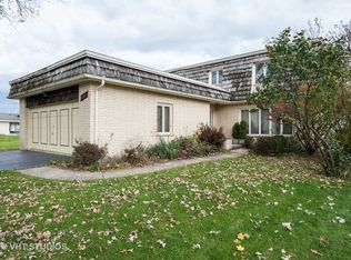 2233 S 19th Ave, North Riverside, IL 60546