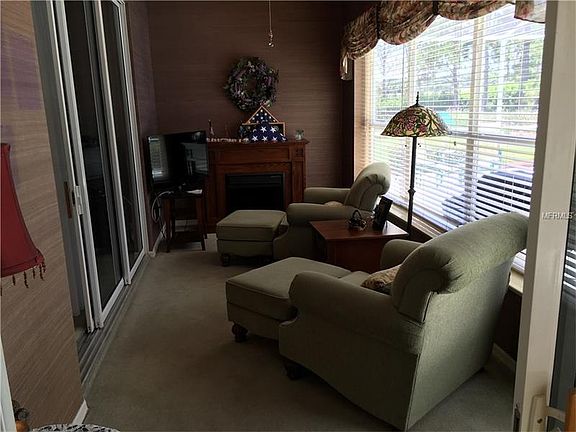 5th image of 2548 Abington Ave