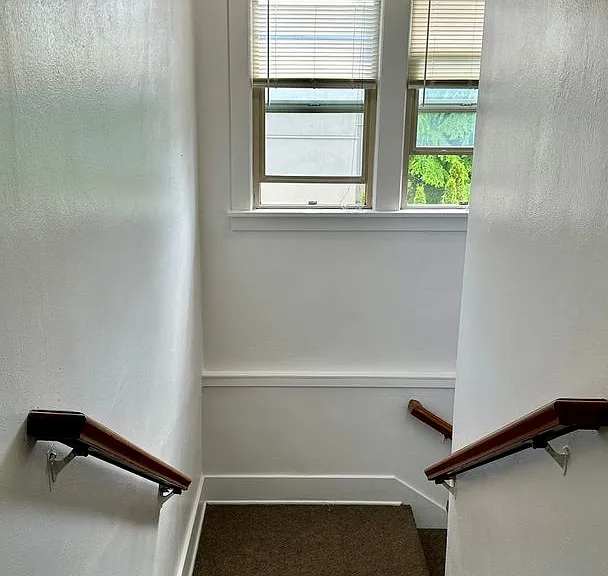 561 Aloha St — Photo 14