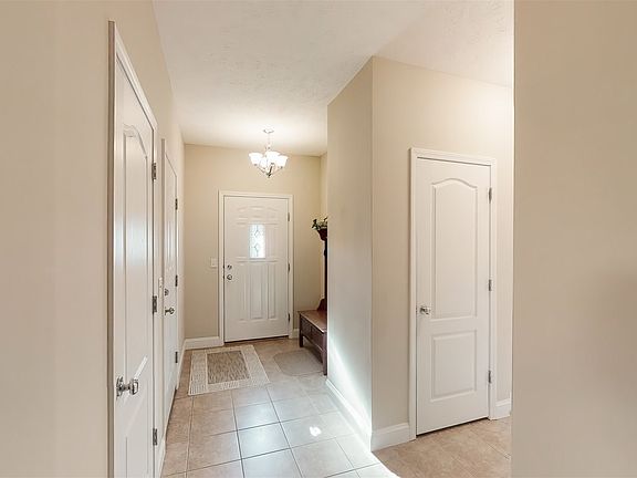 3rd image of 67 Crista Ann Ct