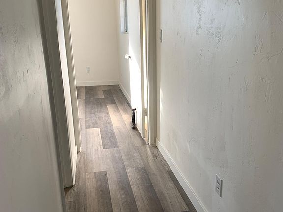 4th image of 4405 New Jersey St