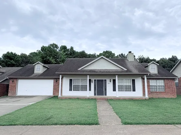4389 E Holiday Dr, Fayetteville, AR 72701