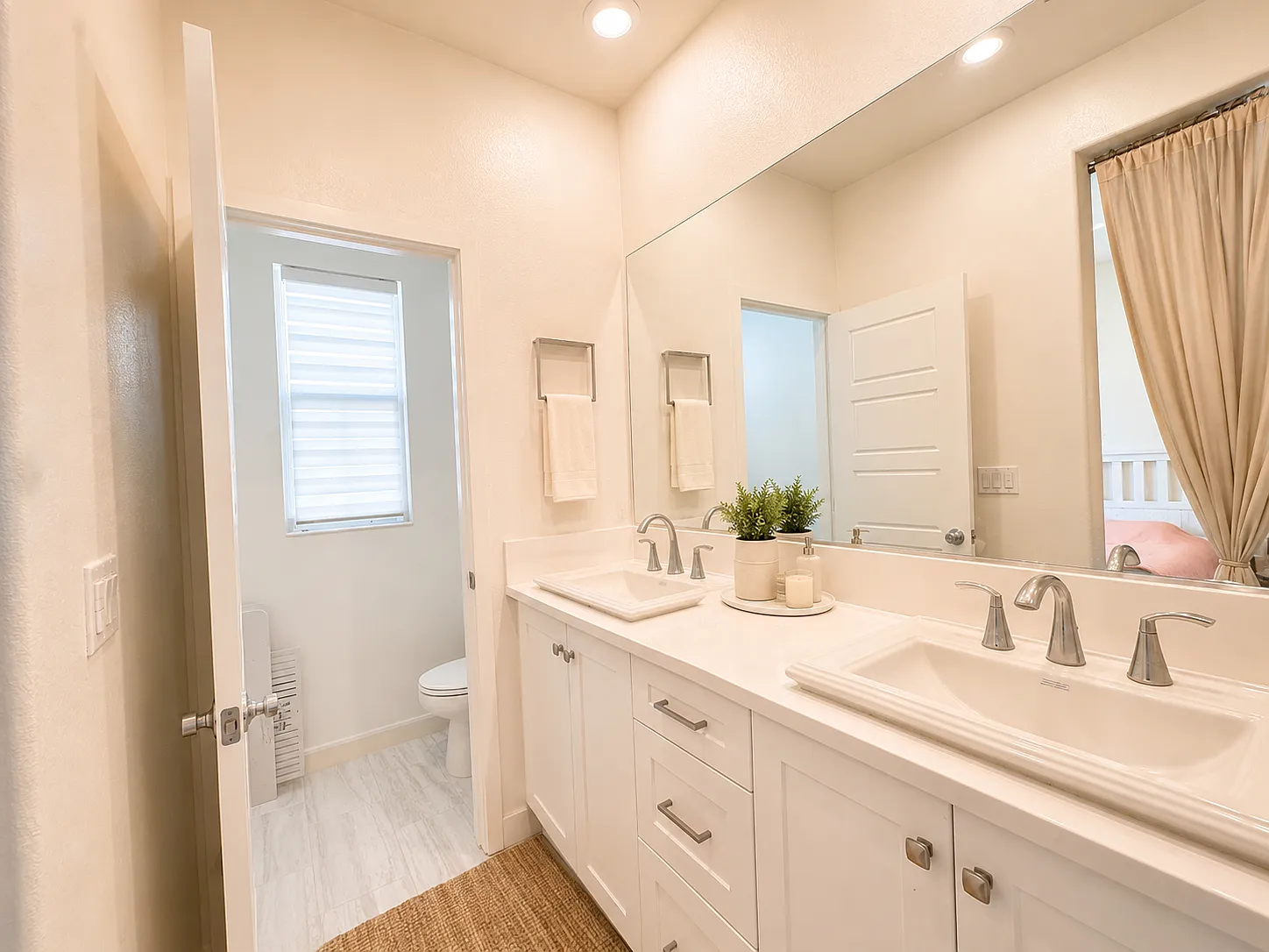 4 bed, 1626 sqft, $4,500 — Photo 2