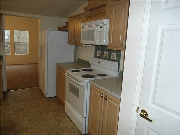 5th image of 18710 227th Ave E
