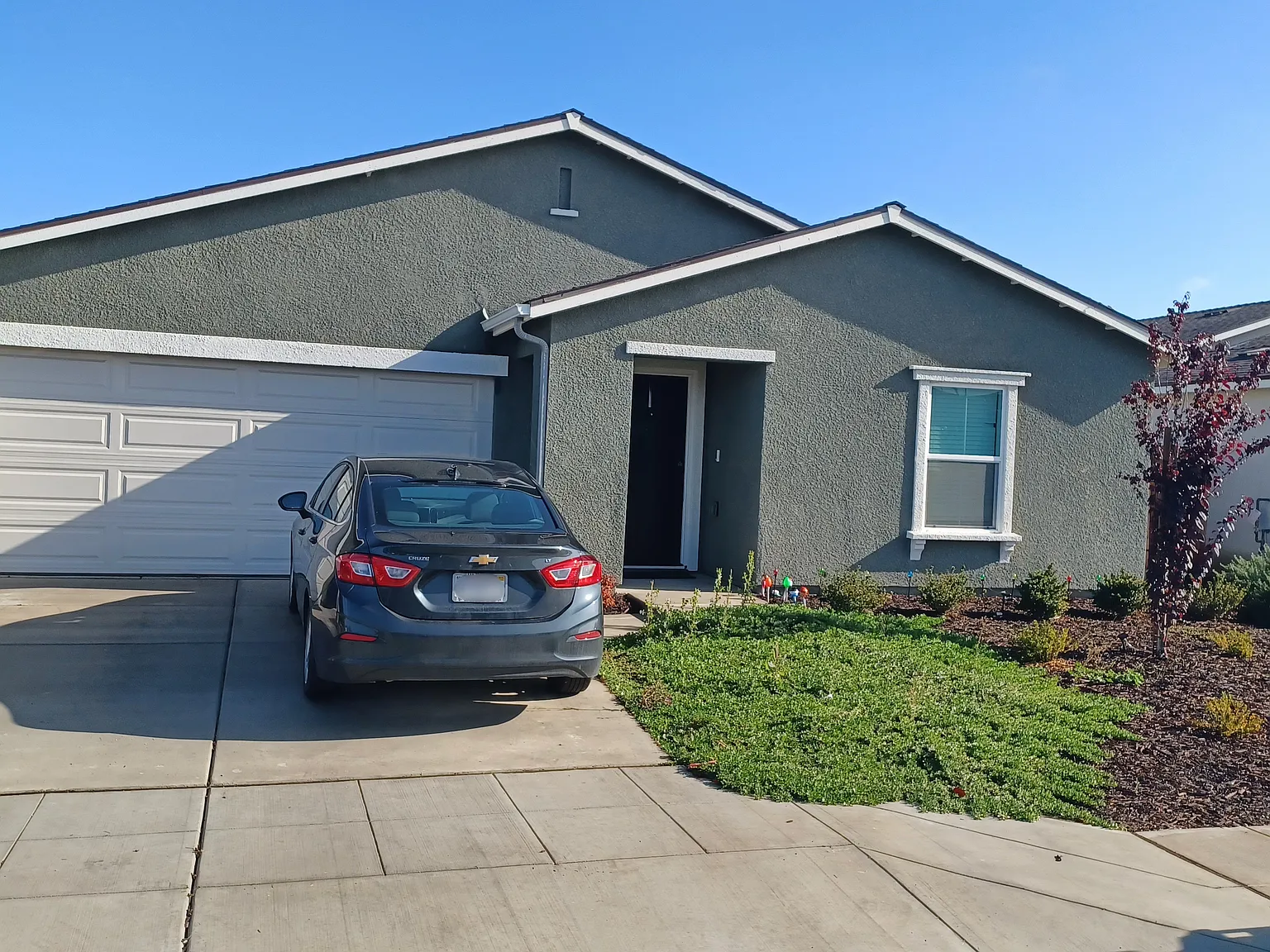 4 bed, 1862 sqft, $2,500 — Photo 1