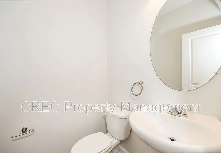 603 McLernon Trce — Photo 35