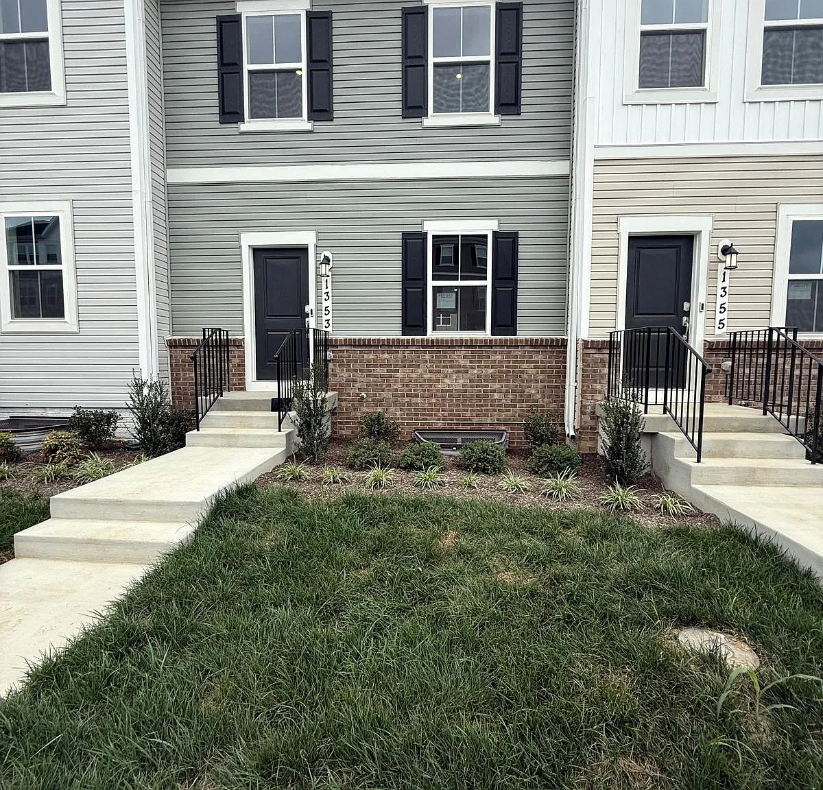 3 bed, 1790 sqft, $2,200 — Photo 1