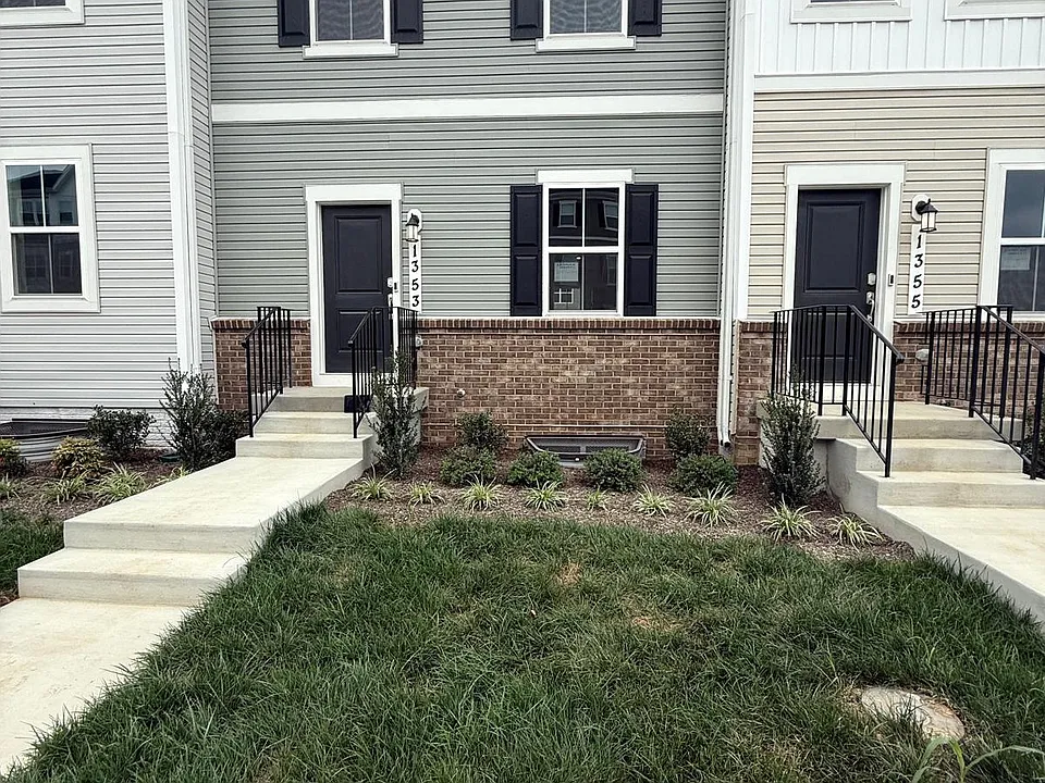 1353 Cedar Valley Rd
