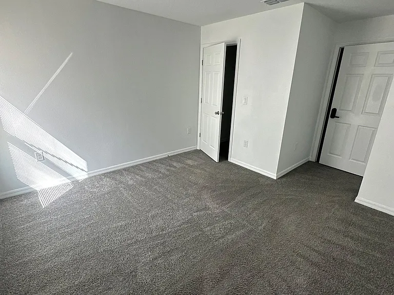 302 Avenue P NW #A — Photo 11