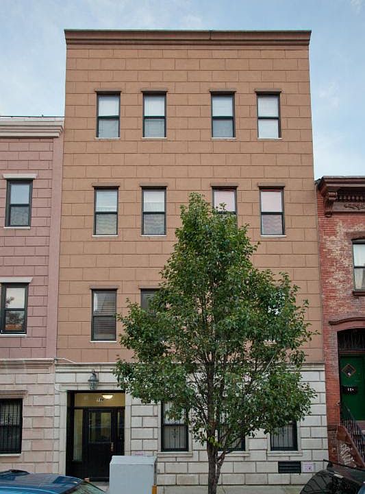 1st image of 186 Meserole St APT 6