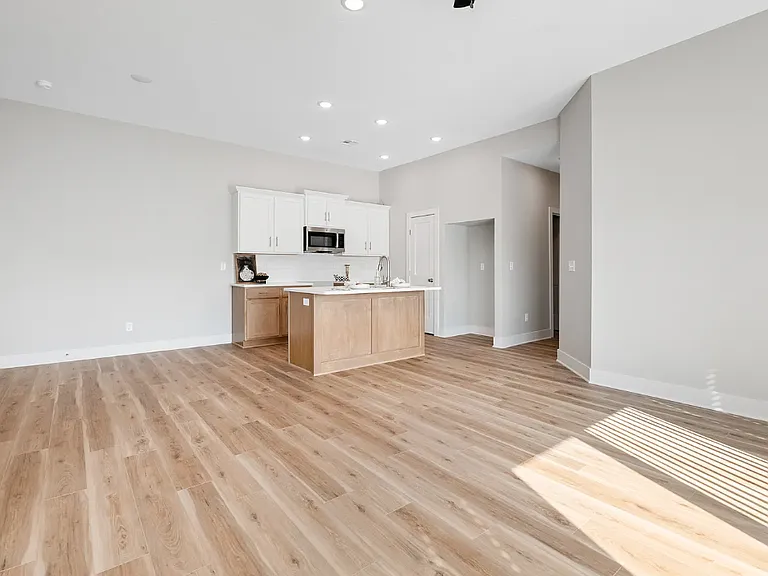2745 S Airman St #100 — Photo 11