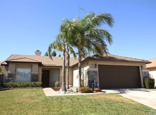 2576 W Fairview Dr, Rialto, CA 92377