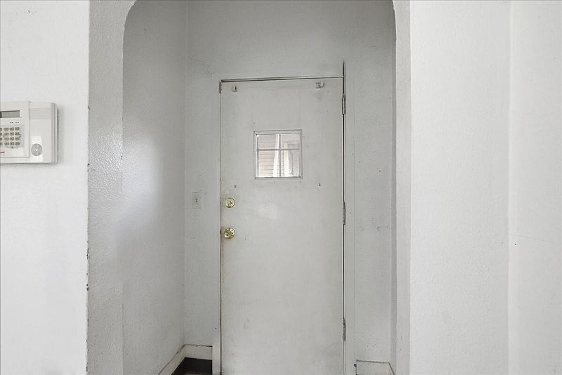 5th image of 1218 S 25th Street