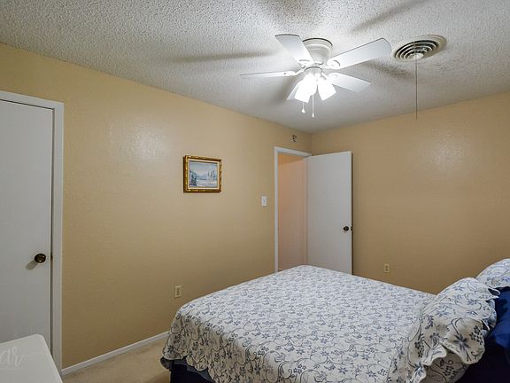 5th image of 3210 Winterhawk Dr