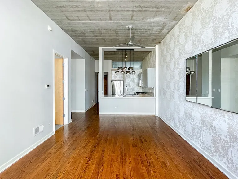 5430 N Sheridan Rd #805 — Photo 11