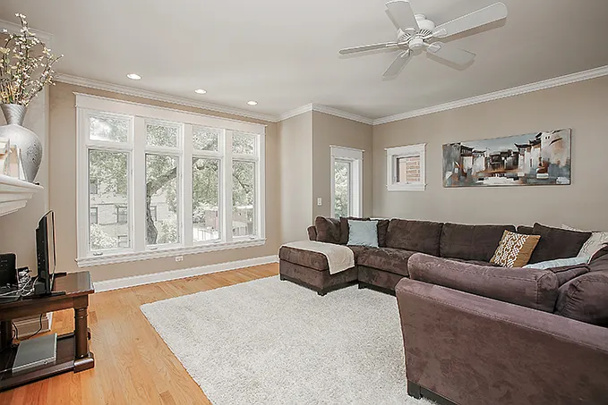 3836 N Janssen Ave #2 — Photo 2