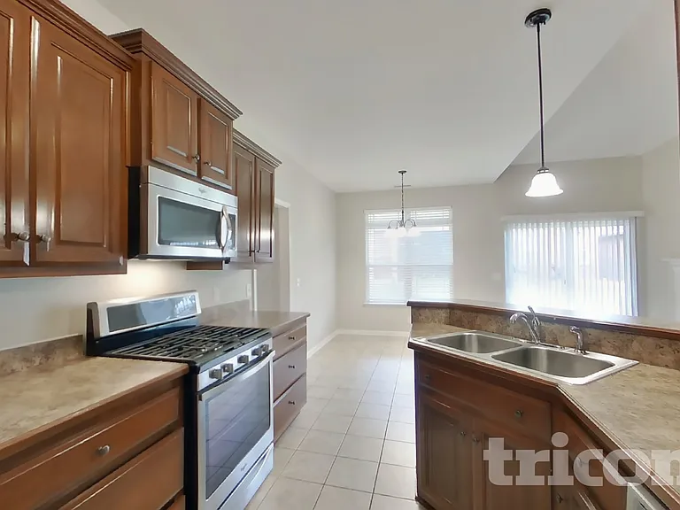 110 Cottage Trce — Photo 4