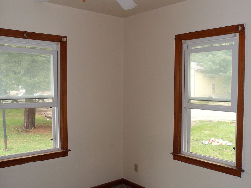 2nd image of 1016 N Juliette Ave APT 1