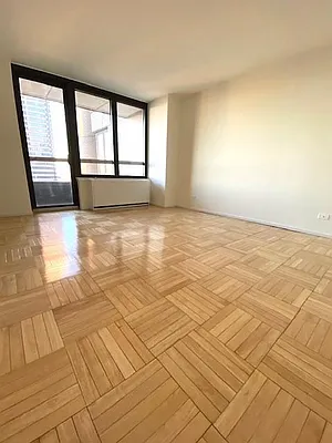 Rented by RELO REDAC INC. | media 12