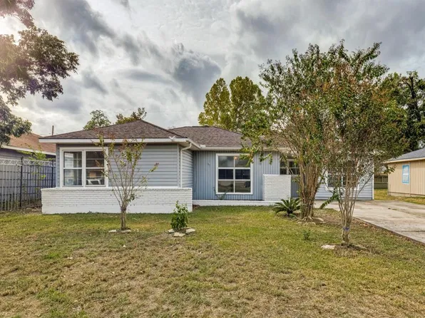 3302 Chestershire Dr, Pasadena, TX 77503