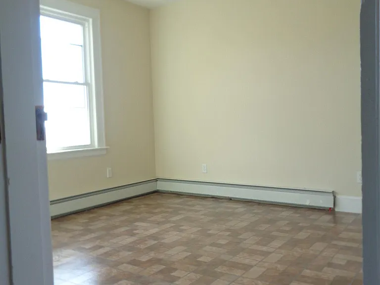 68 Brewster St #2 — Photo 13