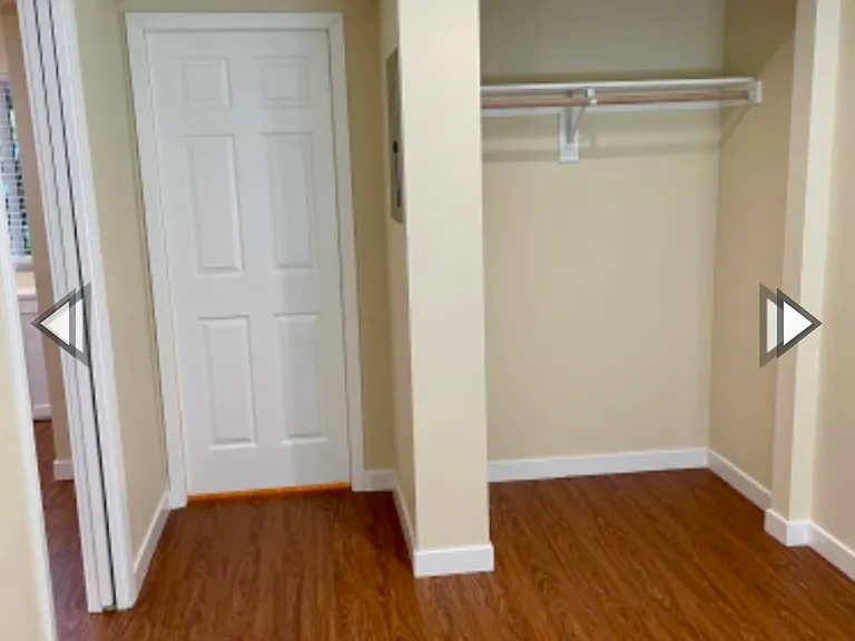 2420 E 5th St #17 — Photo 5
