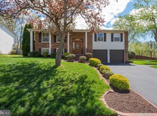 7145 Red Horse Tavern Ln, Springfield, VA 22153