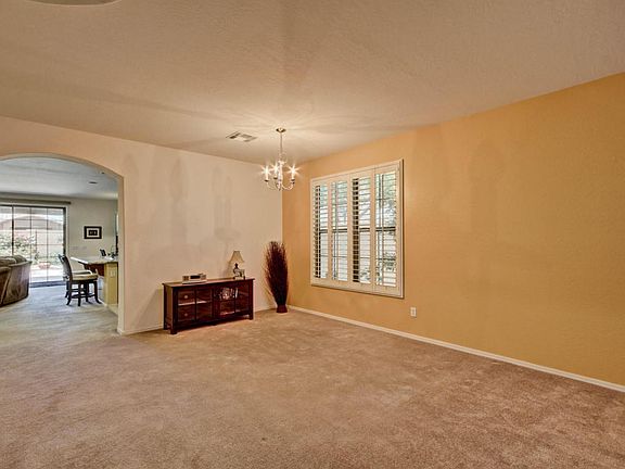 4th image of 15176 W Glenrosa Ave