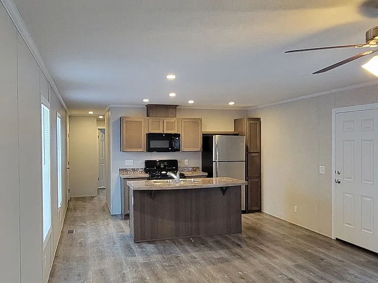 Woodland Estates (MI) — Photo 30