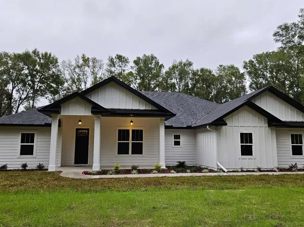 427 SW Forest Gln, Lake City, FL 32025